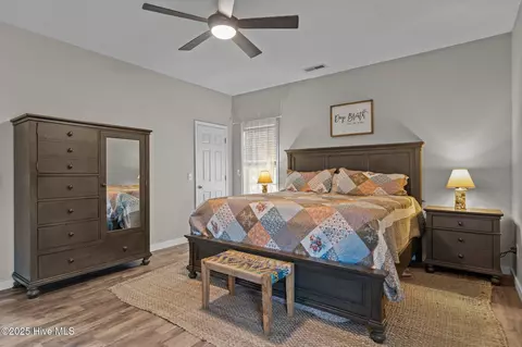 Bedroom - 108 Mooney Ct, Hampstead, NC 28443 photo 1 of 8
