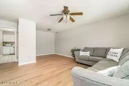 2 Cherokee Dr, Hubert, NC 28539 photo 5