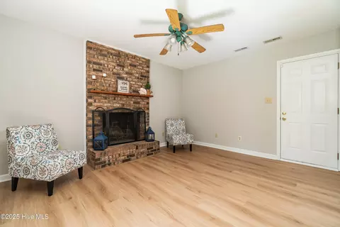 2 Cherokee Dr, Hubert, NC 28539 photo 10