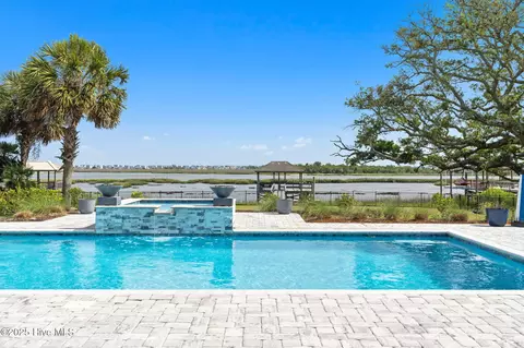 Exterior - 220 Shoreline Dr E, Sunset Beach, NC 28468 photo 7 of 10