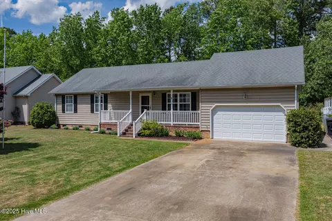 146 Ranch Dr, Elizabeth City, NC 27909
