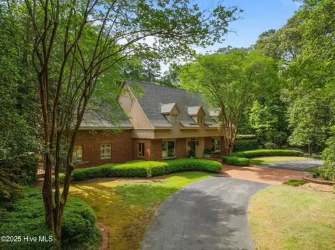 2126 Portertown Rd, Greenville, NC 27858