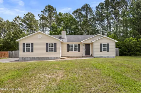 244 Bishop Dr, Jacksonville, NC 28540