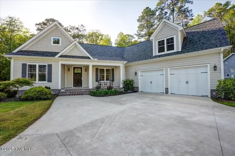 4908 Spring Green Pass, New Bern, NC 28562