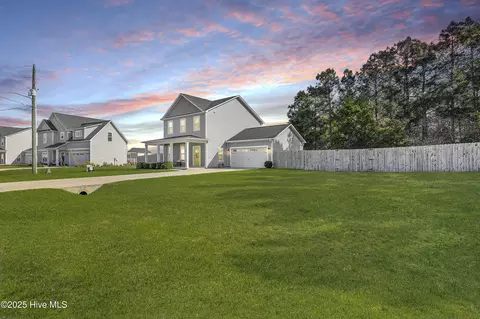 426 Elgin Rd, Hubert, NC 28539 photo 3