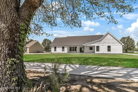 1104 Soundside Rd, Edenton, NC 27932