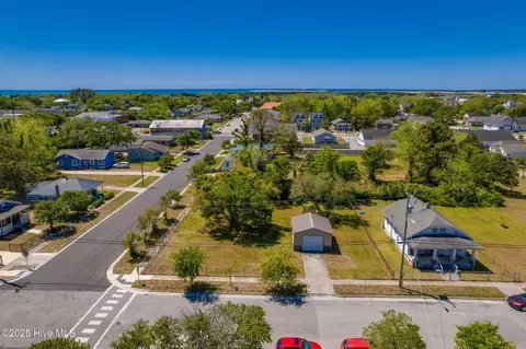 620 Pine St, Beaufort, NC 28516