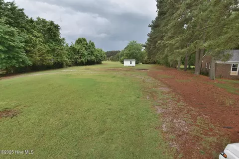 1973 Reges Store Rd, Nashville, NC 27856