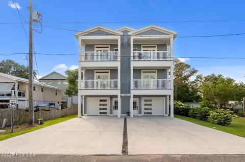 1208 Snapper Ln #2, Carolina Beach, NC 28428