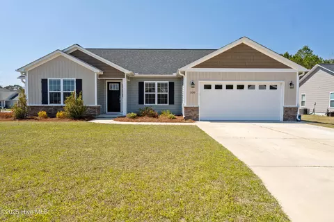 330 Independence Blvd, Newport, NC 28570