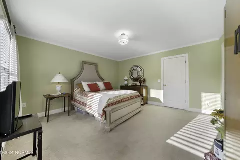 Bedroom - 390 Whitebridge Rd, Hampstead, NC 28443 photo 6 of 8