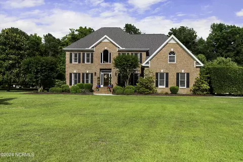 390 Whitebridge Rd, Hampstead, NC 28443