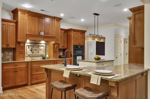 Kitchen - 907 Grandview Dr, Hampstead, NC 28443 photo 2 of 5
