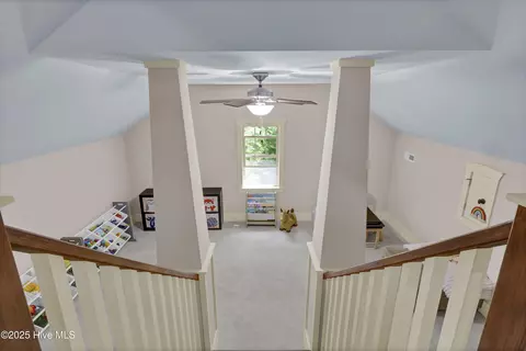 Entry Way - 907 Grandview Dr, Hampstead, NC 28443 photo 2 of 3