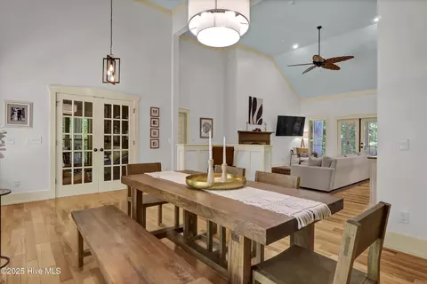 Dining - 907 Grandview Dr, Hampstead, NC 28443 photo 3 of 5