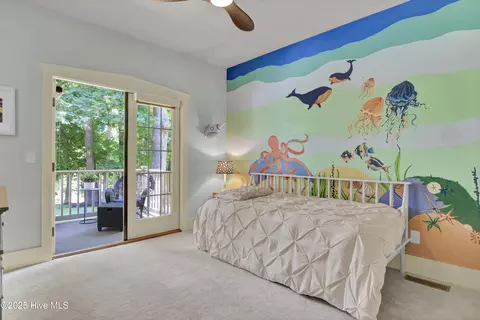 Bedroom - 907 Grandview Dr, Hampstead, NC 28443 photo 6 of 14