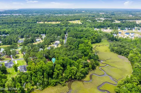 View/Area - 907 Grandview Dr, Hampstead, NC 28443 photo 6 of 9