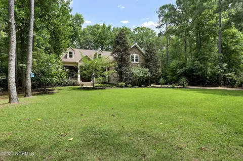 Exterior - 907 Grandview Dr, Hampstead, NC 28443 photo 2 of 14