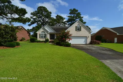 493 Alexis Dr, New Bern, NC 28562