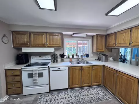 Other - 105 Sunset Ct, Hampstead, NC 28443 photo 6 of 17
