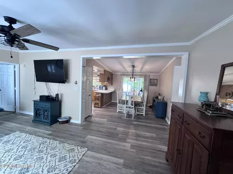 Dining - 105 Sunset Ct, Hampstead, NC 28443 photo 1 of 1