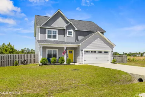 446 Elgin Rd, Hubert, NC 28539