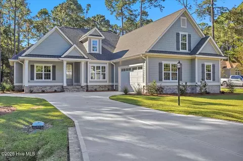 367 Genoes Point Rd SW, Supply, NC 28462