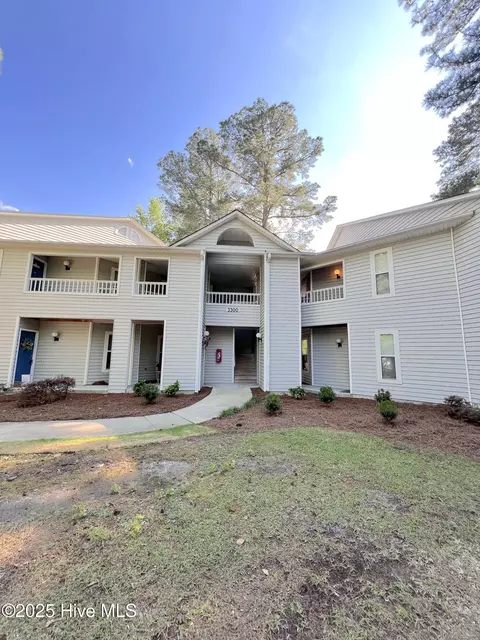 3300 Mulberry Ln #H, Greenville, NC 27858