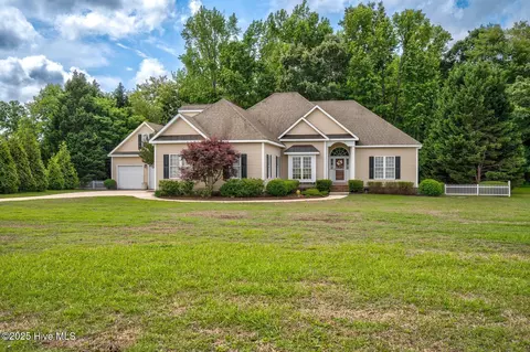 4109 Valley Dr, Battleboro, NC 27809