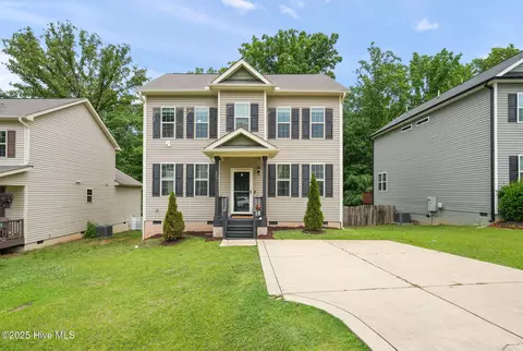 317 Chamberlain Dr, Clayton, NC 27527