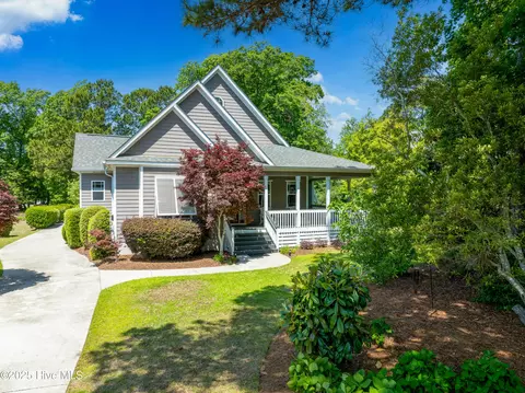 2790 Creek Bridge Ct, Southport, NC 28461