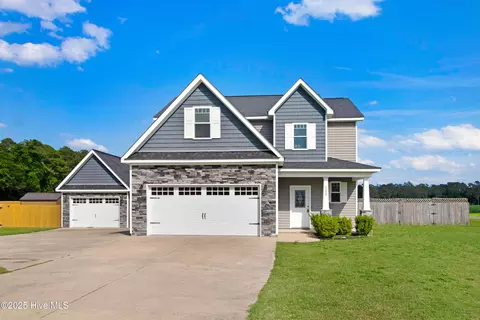 100 Bay Hill Dr, Goldsboro, NC 27534