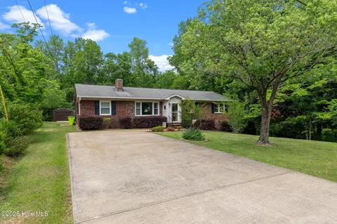 115 Paradise Cir, Havelock, NC 28532