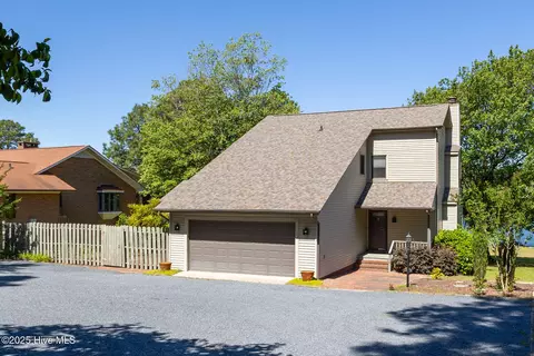 154 Overlook Dr, West End, NC 27376