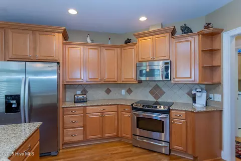 Kitchen - 39 Deerwood Ln, Pinehurst, NC 28374 photo 3 of 3