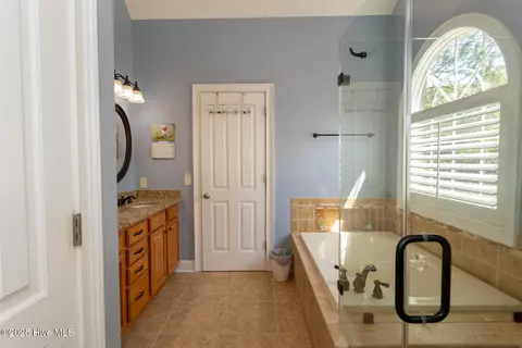 Bath - 39 Deerwood Ln, Pinehurst, NC 28374 photo 2 of 5