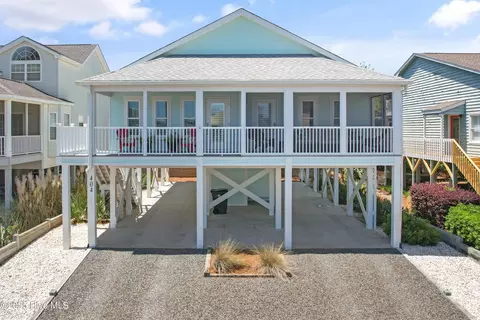 404 30th St, Sunset Beach, NC 28468