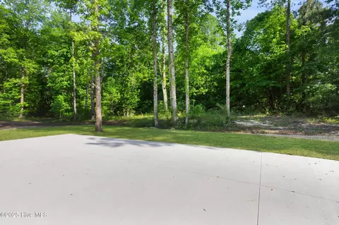 Exterior - 140 E Ag Dr, New Bern, NC 28562 photo 10 of 10