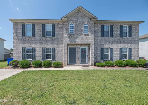 305 S Square Dr #A, Winterville, NC 28590