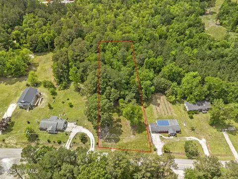 165 Cow Horn Rd, Richlands, NC 28574