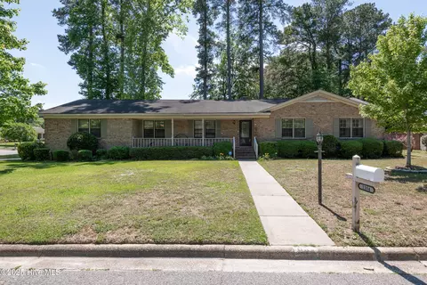 1104 E Wright Rd, Greenville, NC 27858