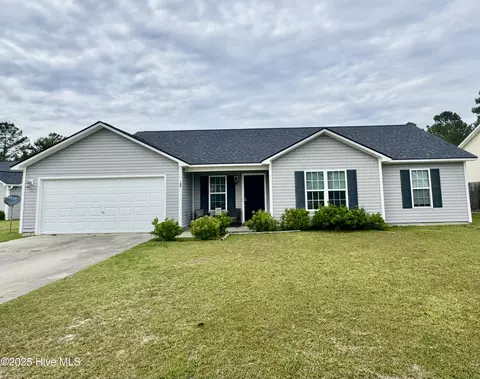 189 Ashbury Park Ln, Richlands, NC 28574