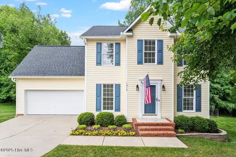 1614 Finnsbury Dr, Burlington, NC 27217