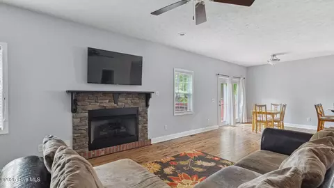 116 Argyll Ave, Aberdeen, NC 28315 photo 6