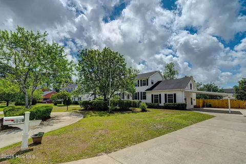 6620 Shire Ln, Wilmington, NC 28411