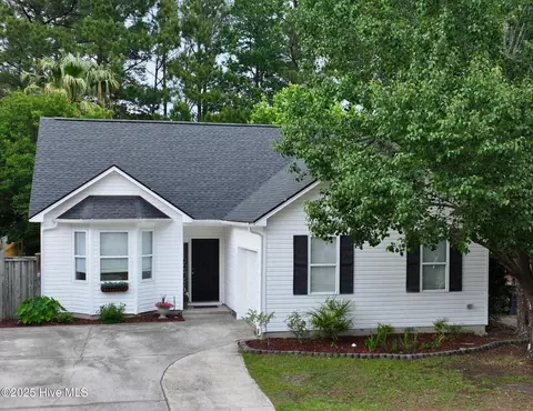 9408 Night Harbor Dr, Leland, NC 28451