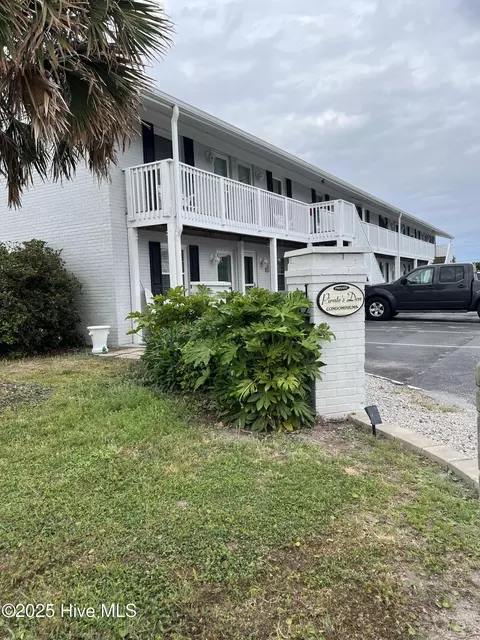 127 Old Causeway Rd #29, Atlantic Beach, NC 28512