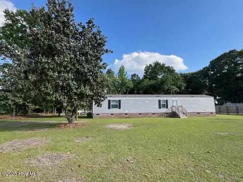 23320 Crandall St, Laurinburg, NC 28352
