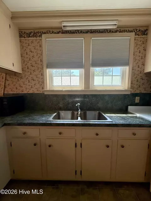 Kitchen - 3773 Bear Grass Rd, Williamston, NC 27892 photo 4 of 4