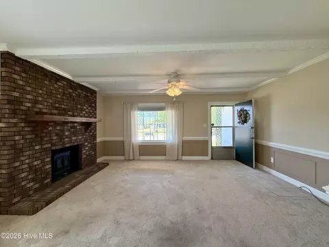 Living - 3773 Bear Grass Rd, Williamston, NC 27892 photo 4 of 5
